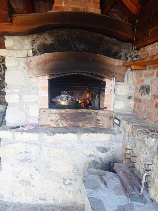 Zerko Holiday Home - Vineyard Chalet With Sauna And Jacuzzi Free Mirna エクステリア 写真